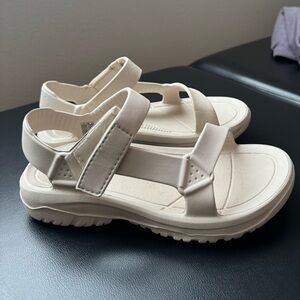 Teva Hurricane Drift Sandals Birch - LIKE NEW